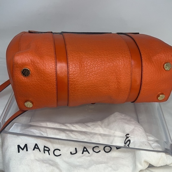 Marc Jacobs Orange Leather Thompson Top Handle Satchel w/detachable strap - Picture 6 of 15